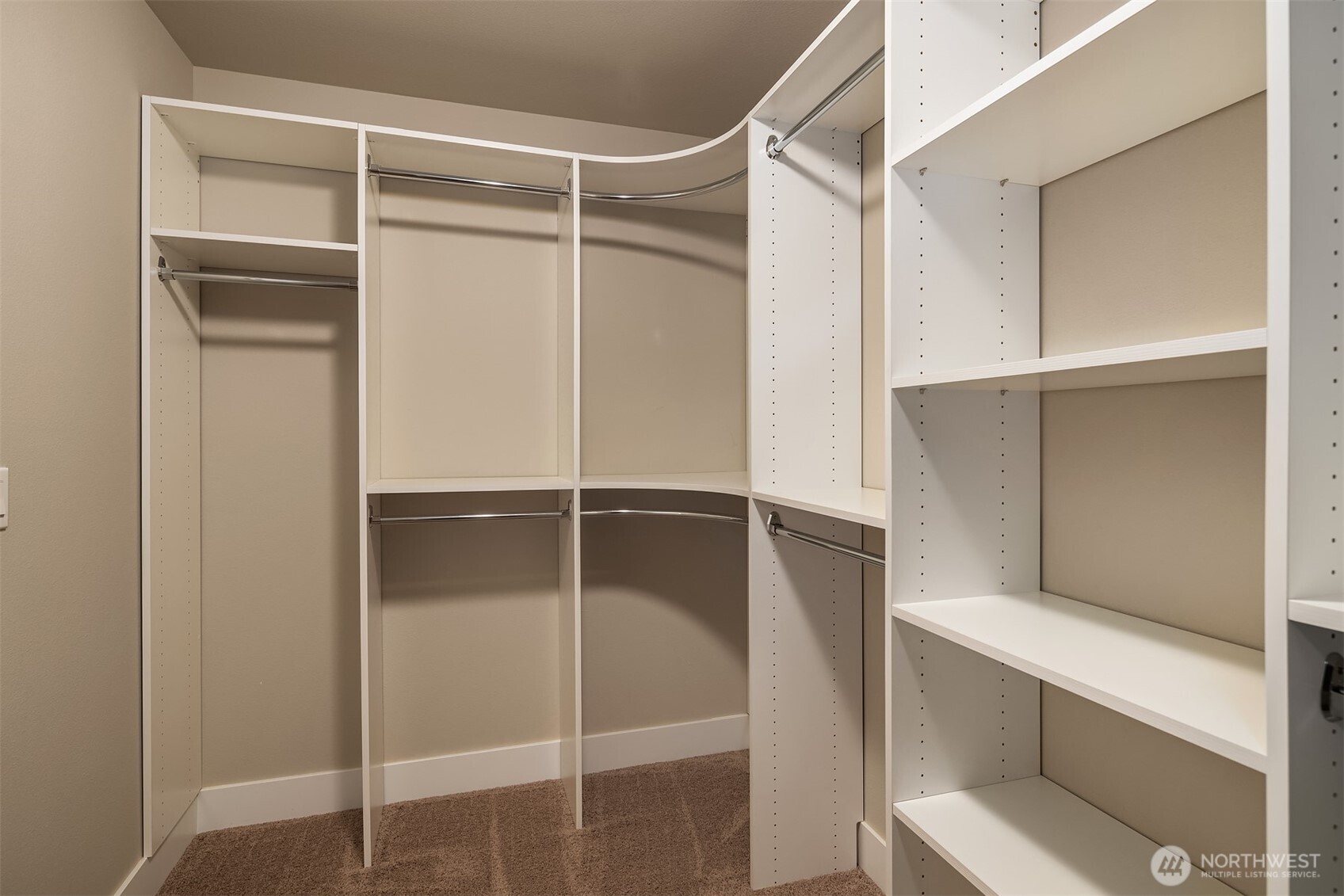 12204 Ashworth Avenue N, Seattle, WA 98133