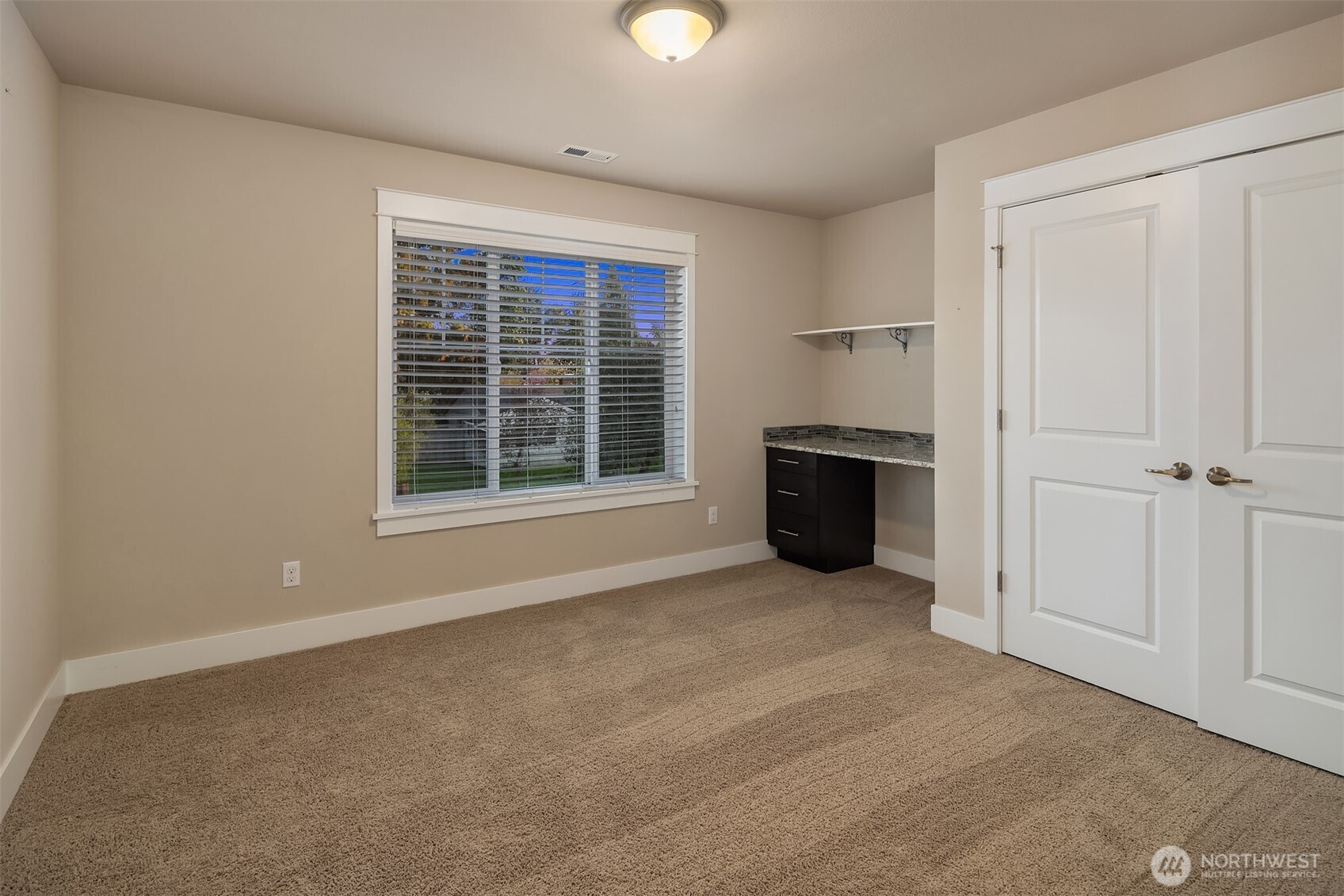 12204 Ashworth Avenue N, Seattle, WA 98133