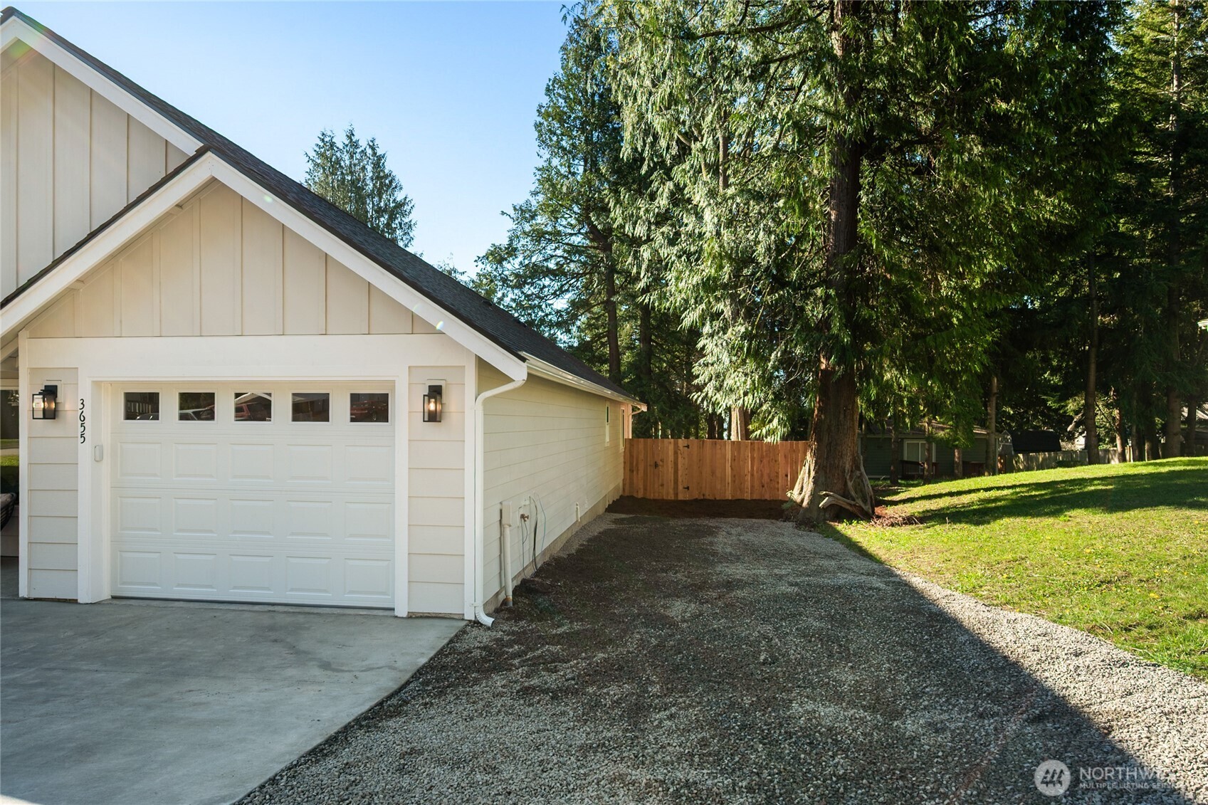 3655 Galiano Dr , Ferndale, WA 98248