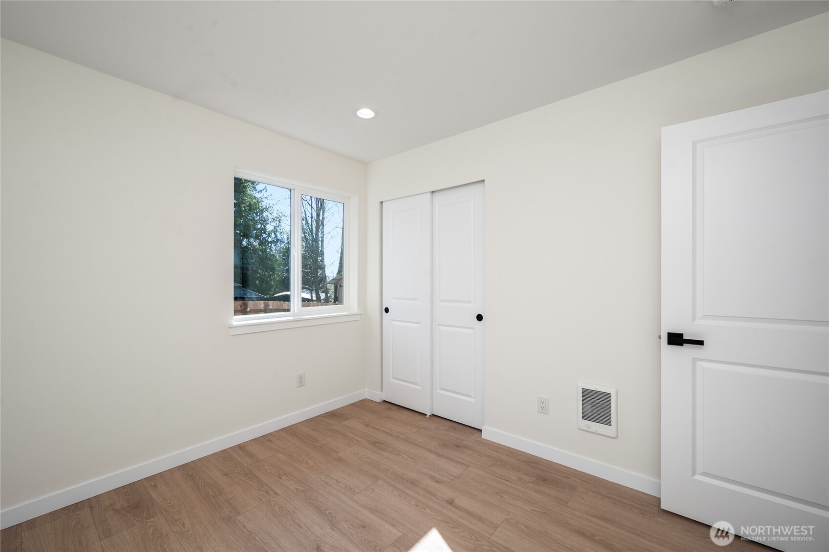 3655 Galiano Dr , Ferndale, WA 98248