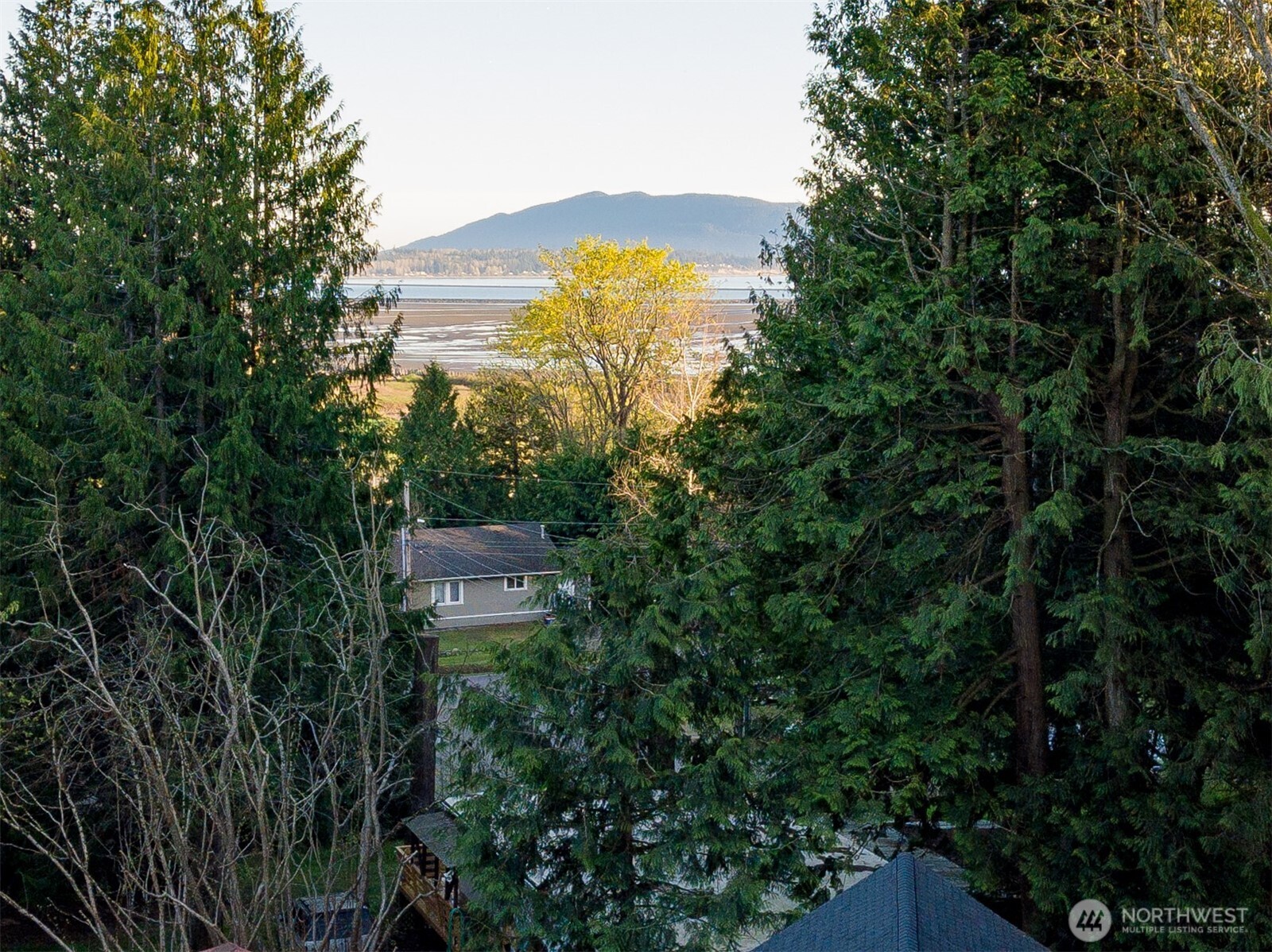 3655 Galiano Dr , Ferndale, WA 98248