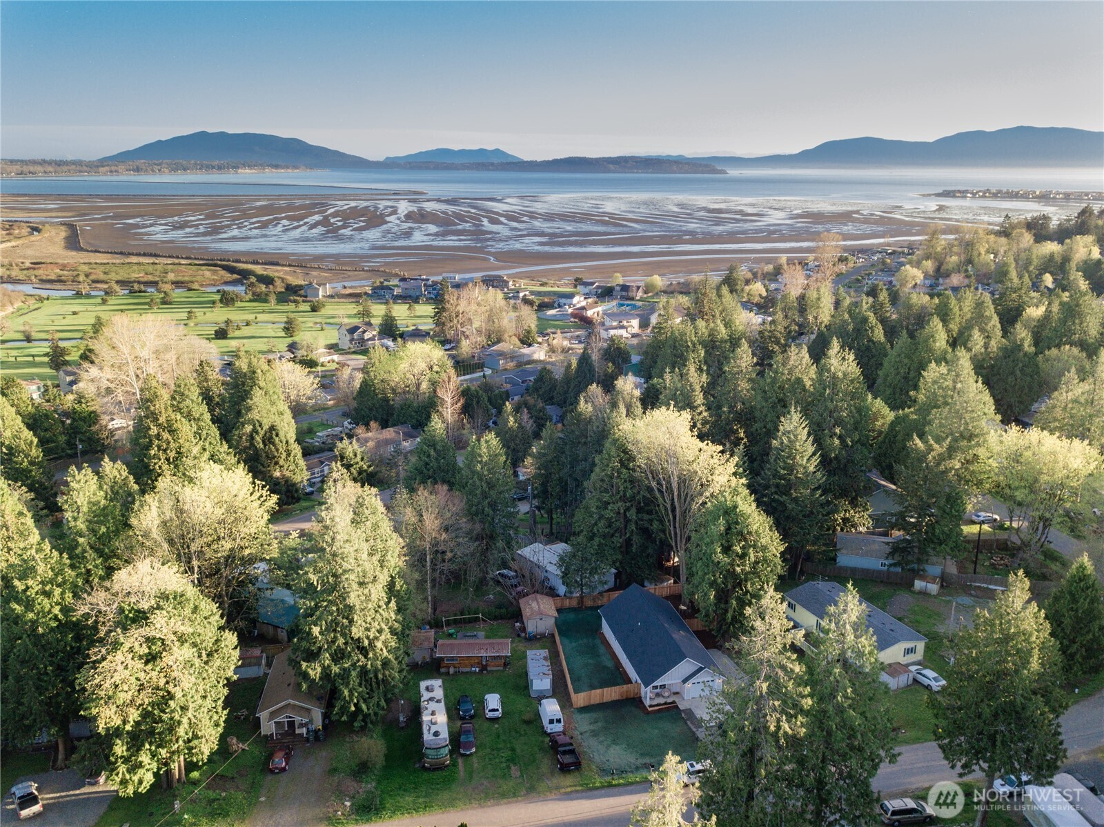 3655 Galiano Dr , Ferndale, WA 98248