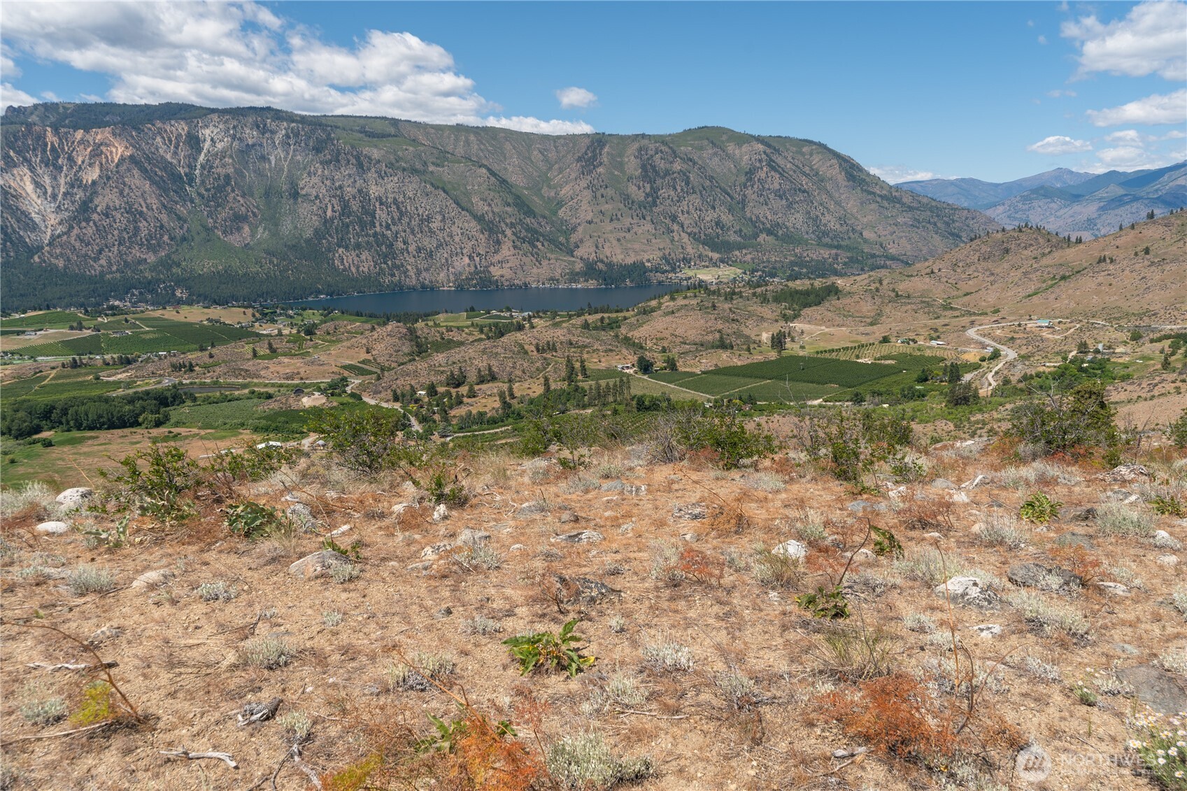661 Glory View Lane #2, Manson, WA 98831