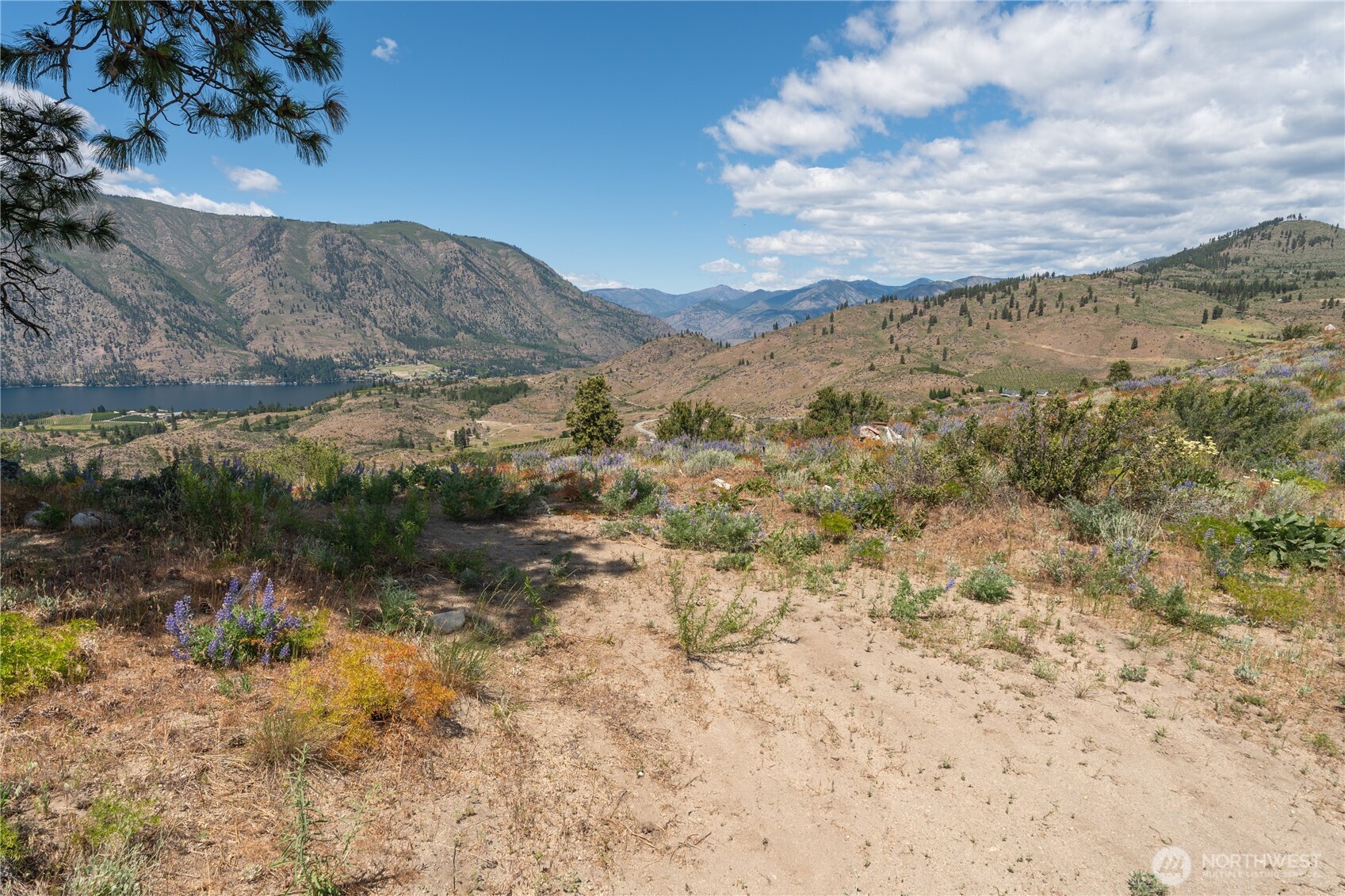 661 Glory View Lane #2, Manson, WA 98831
