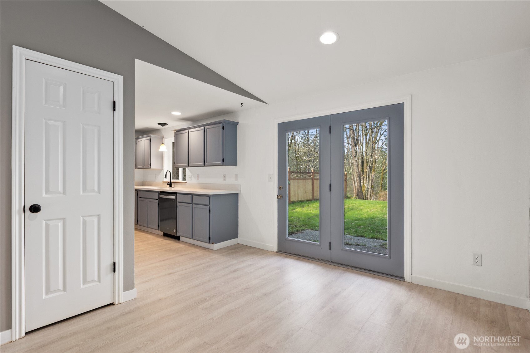 10236 42nd Avenue NE #A, Marysville, WA 98271