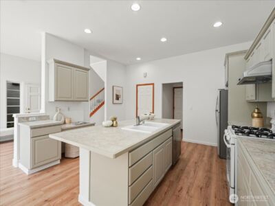 2465 132nd Avenue SE, Bellevue, WA 98005 - Photo 12