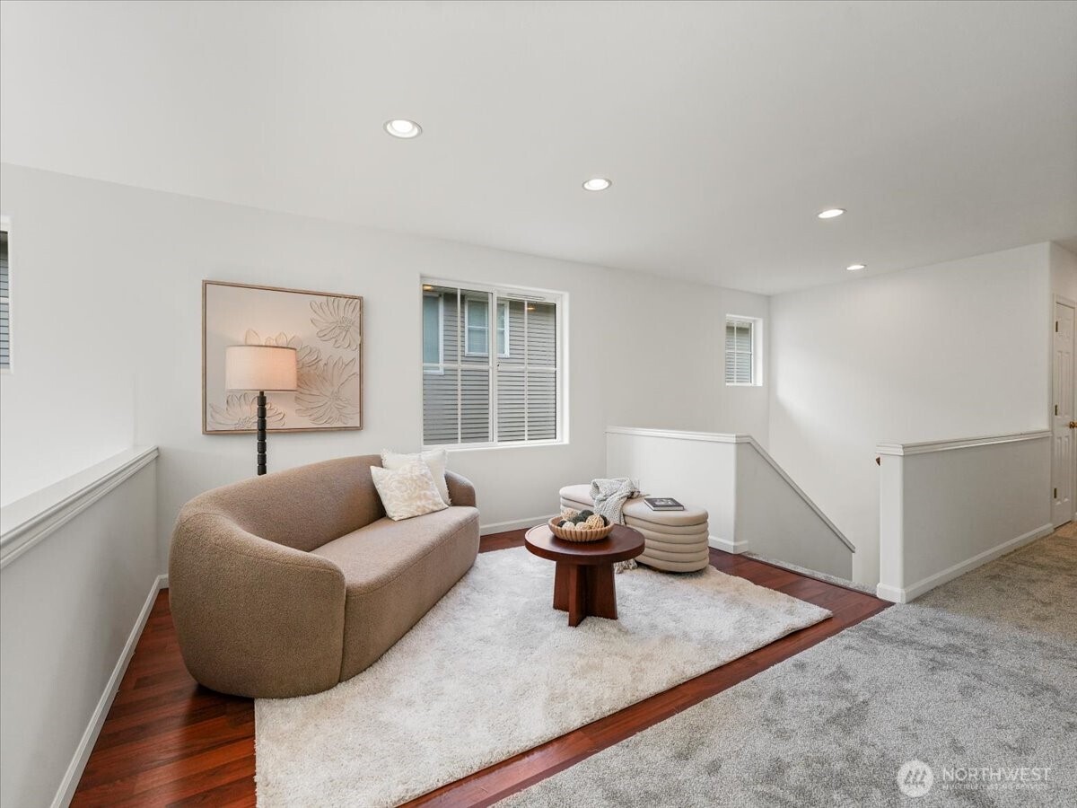 2465 132nd Avenue SE, Bellevue, WA 98005