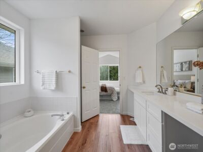 2465 132nd Avenue SE, Bellevue, WA 98005 - Photo 19