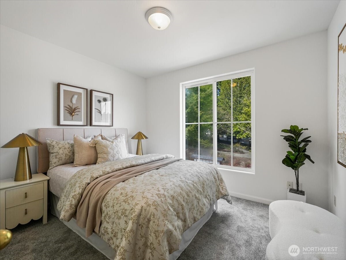 2465 132nd Avenue SE, Bellevue, WA 98005