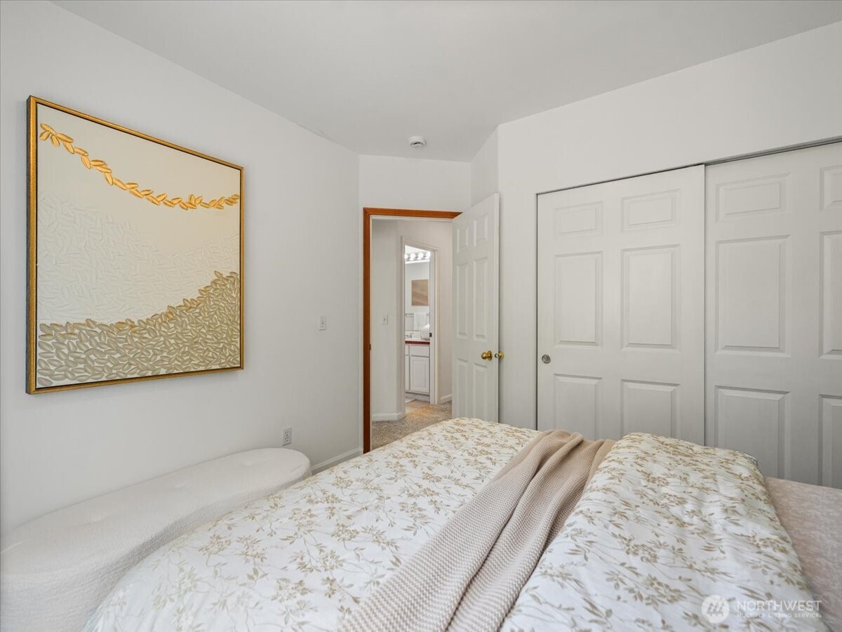 2465 132nd Avenue SE, Bellevue, WA 98005