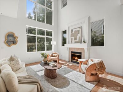 2465 132nd Avenue SE, Bellevue, WA 98005 - Photo 3