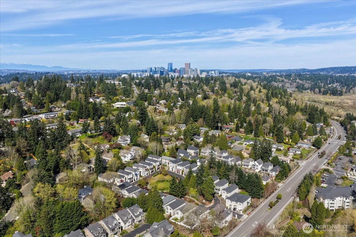 2465 132nd Avenue SE, Bellevue, WA 98005