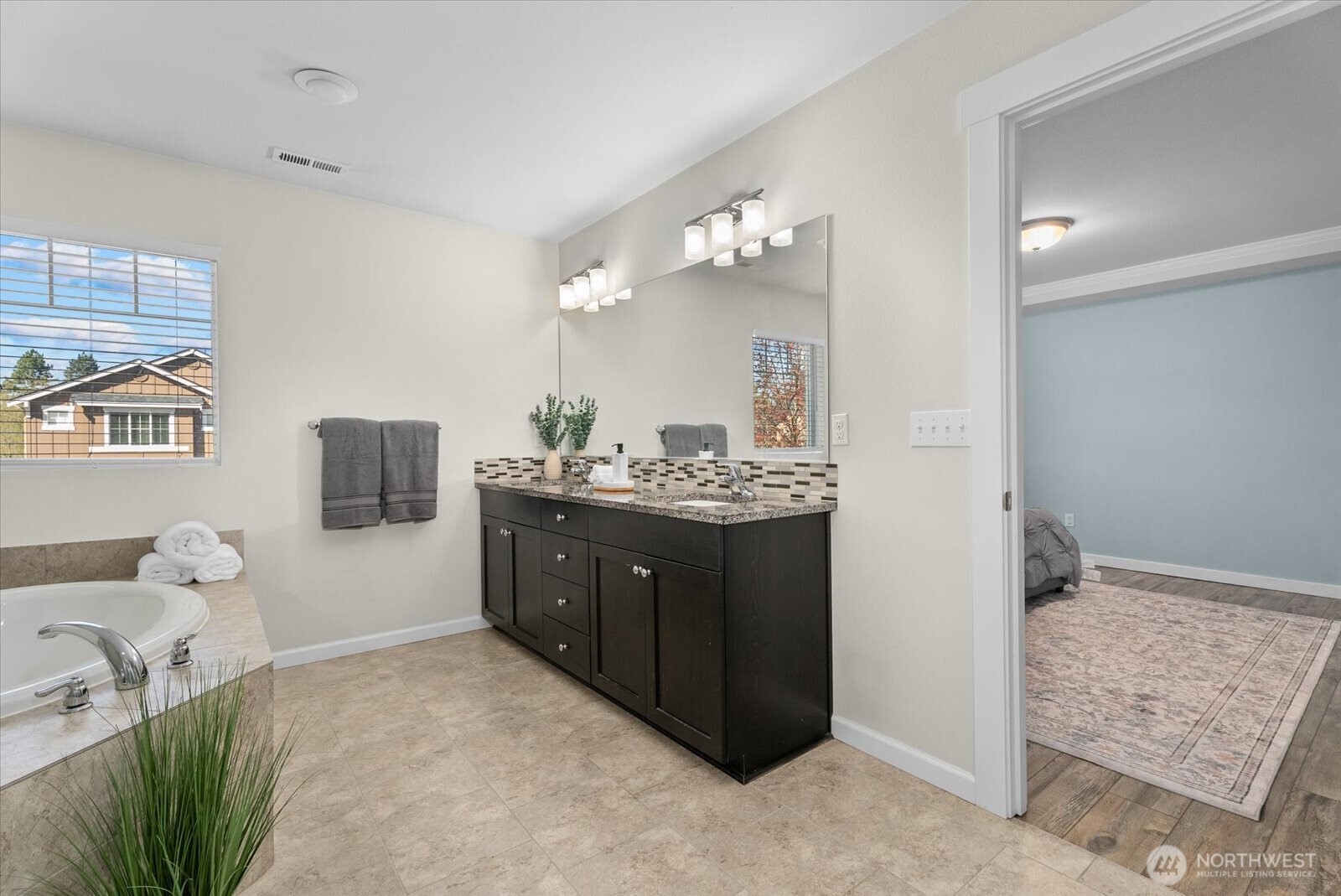 9924 7th Place SE, Lake Stevens, WA 98258