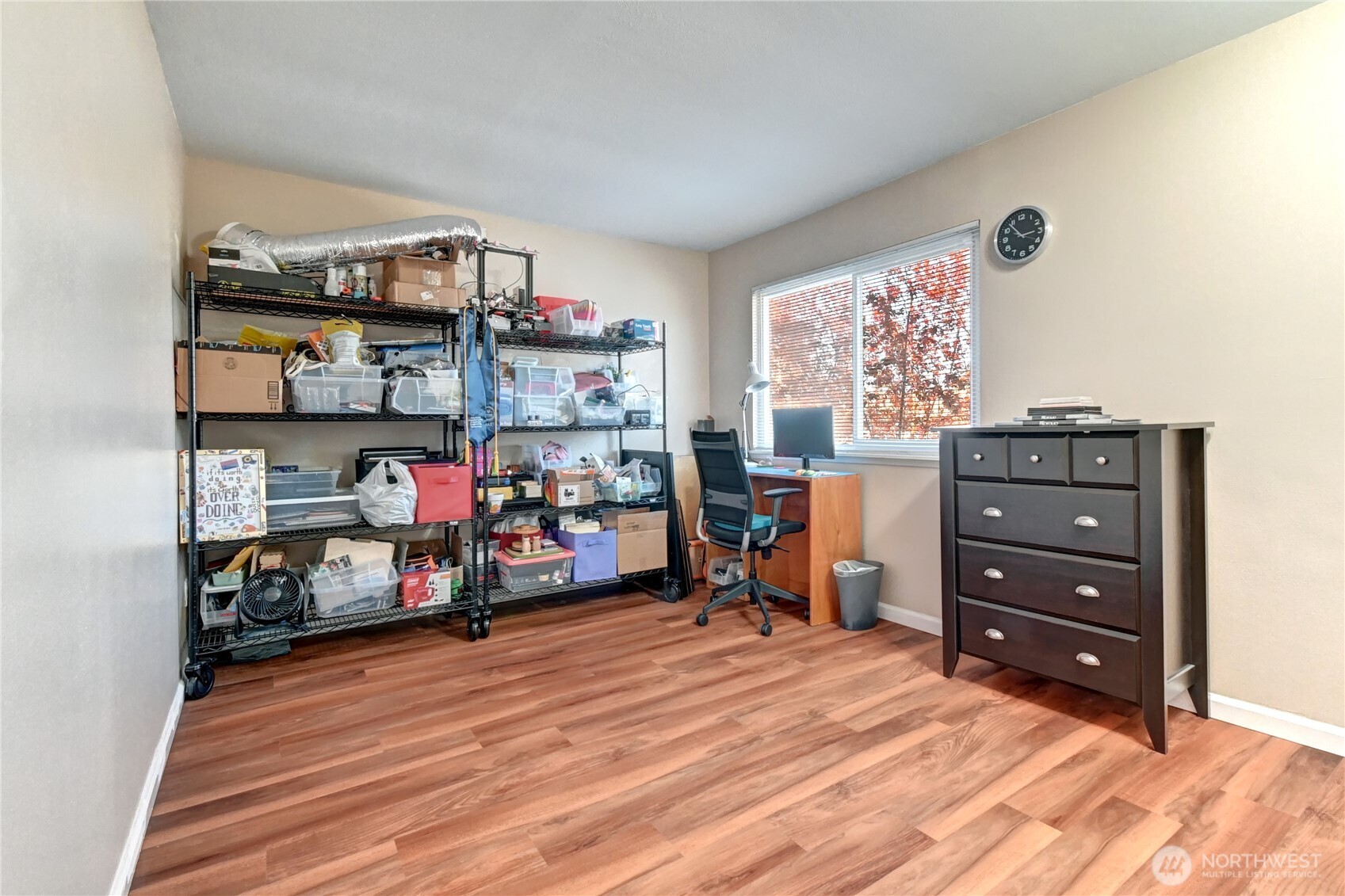 8823 Holly Dr #E206, Everett, WA 98208