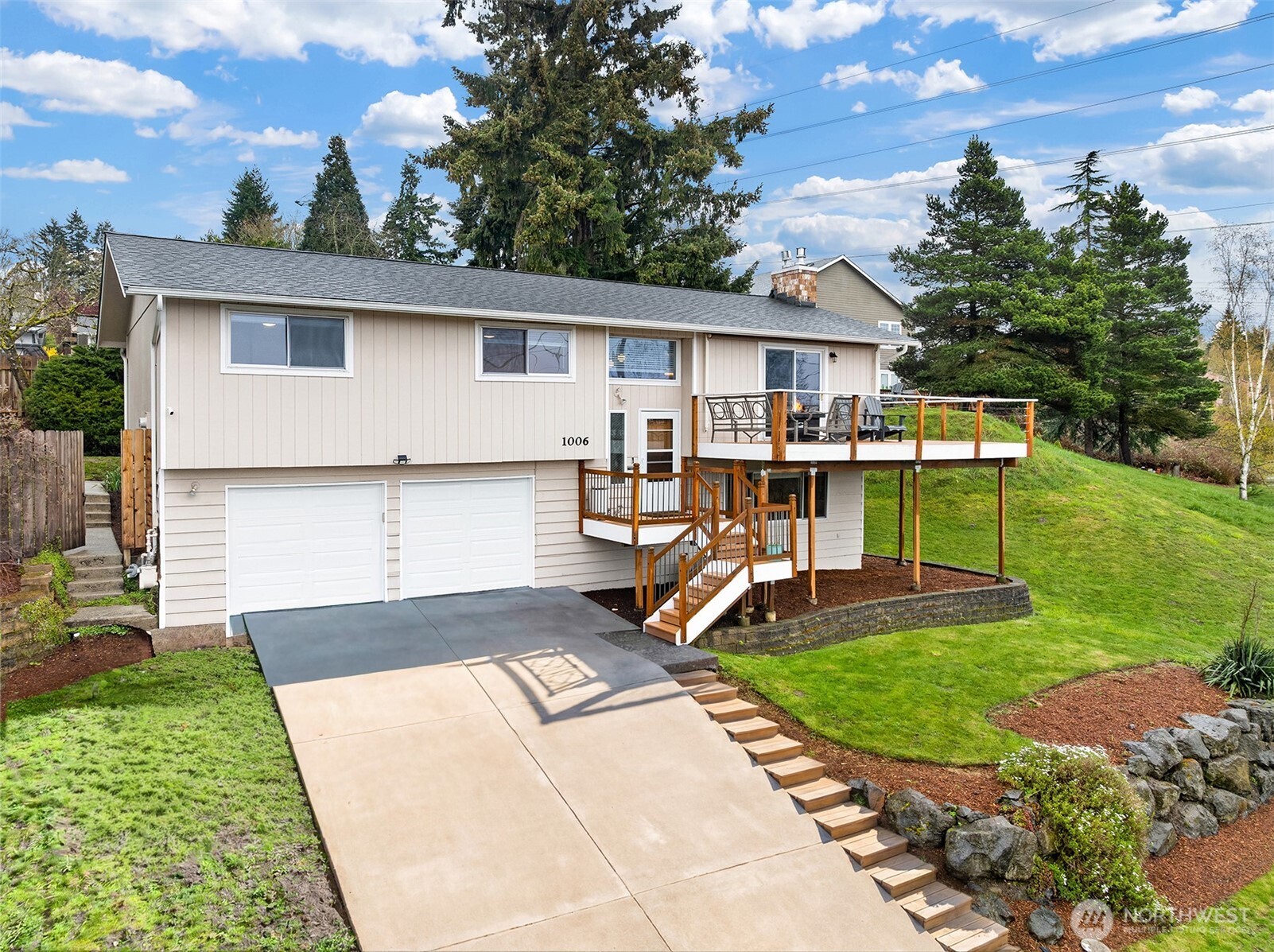 1006 Grant Avenue S, Renton, WA 98057