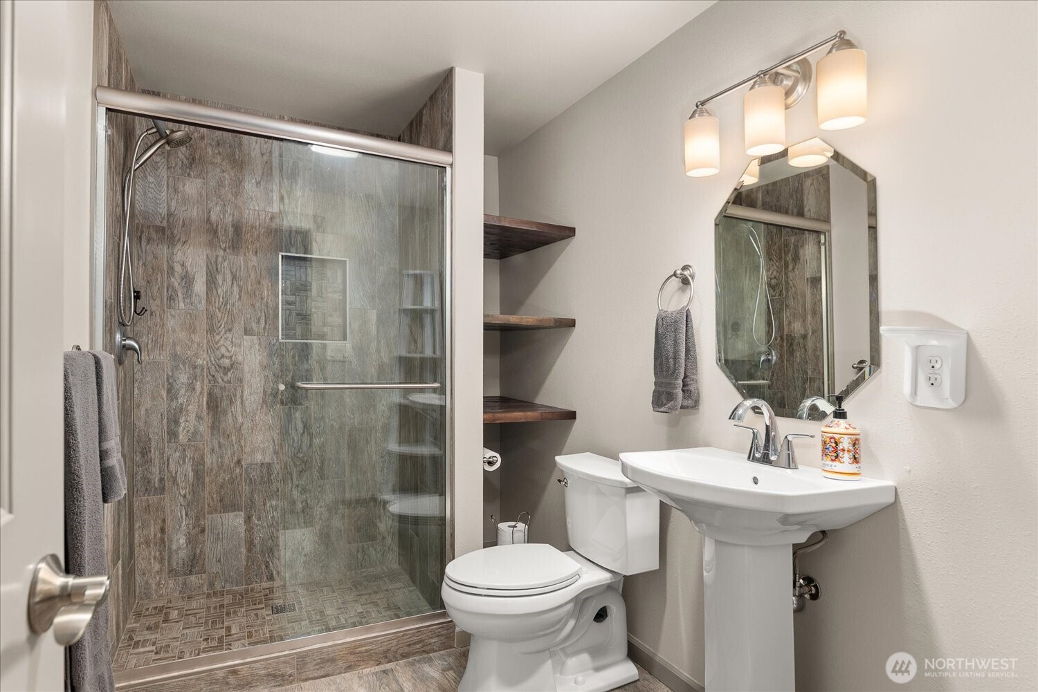 7132 S Pheasant Ridge Dr , Spokane, WA 99224