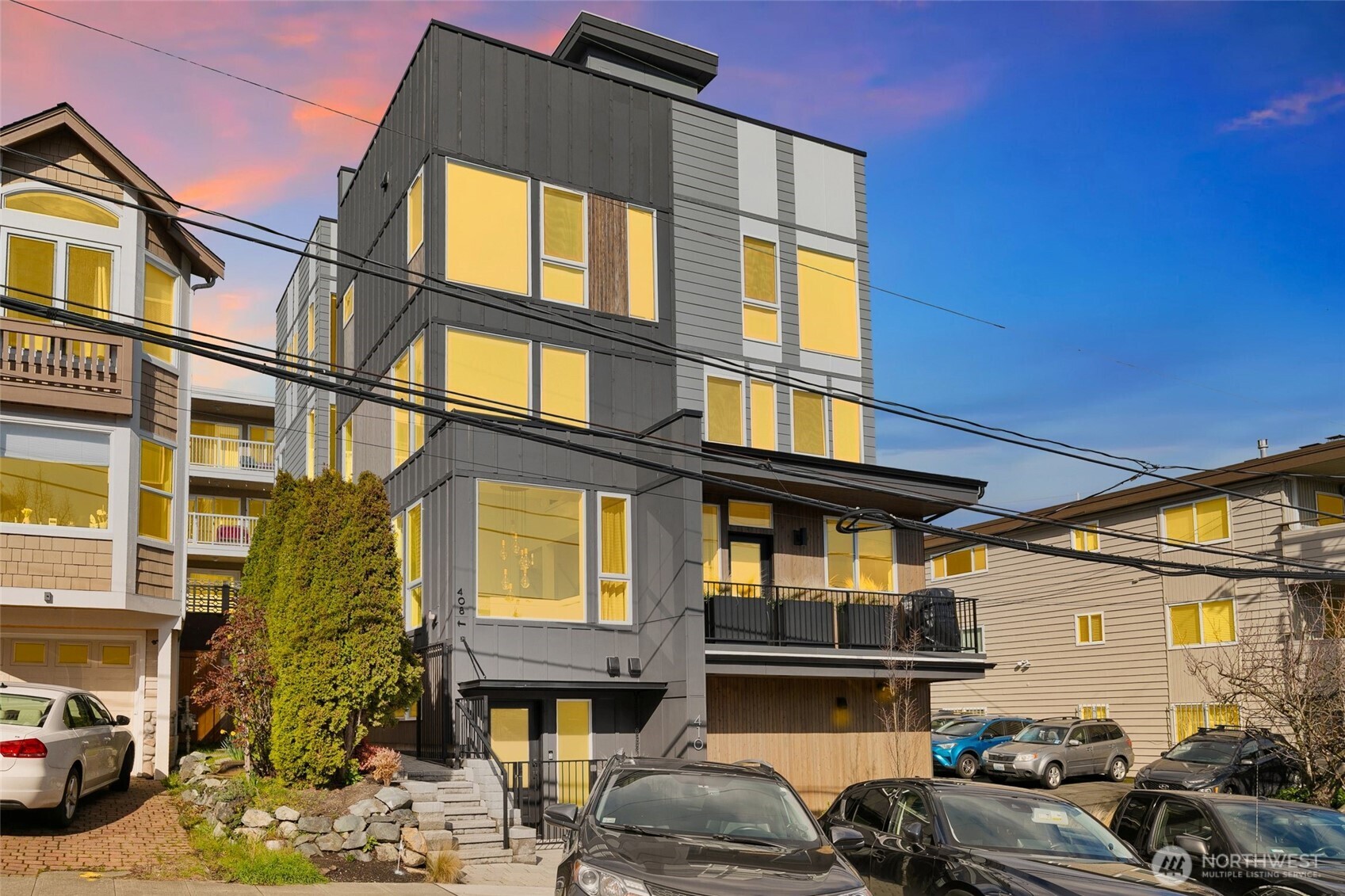 408 Aloha Street , Seattle, WA 98109