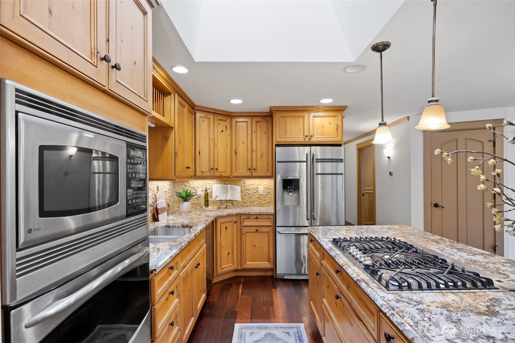 12649 NE 104th Street , Kirkland, WA 98033