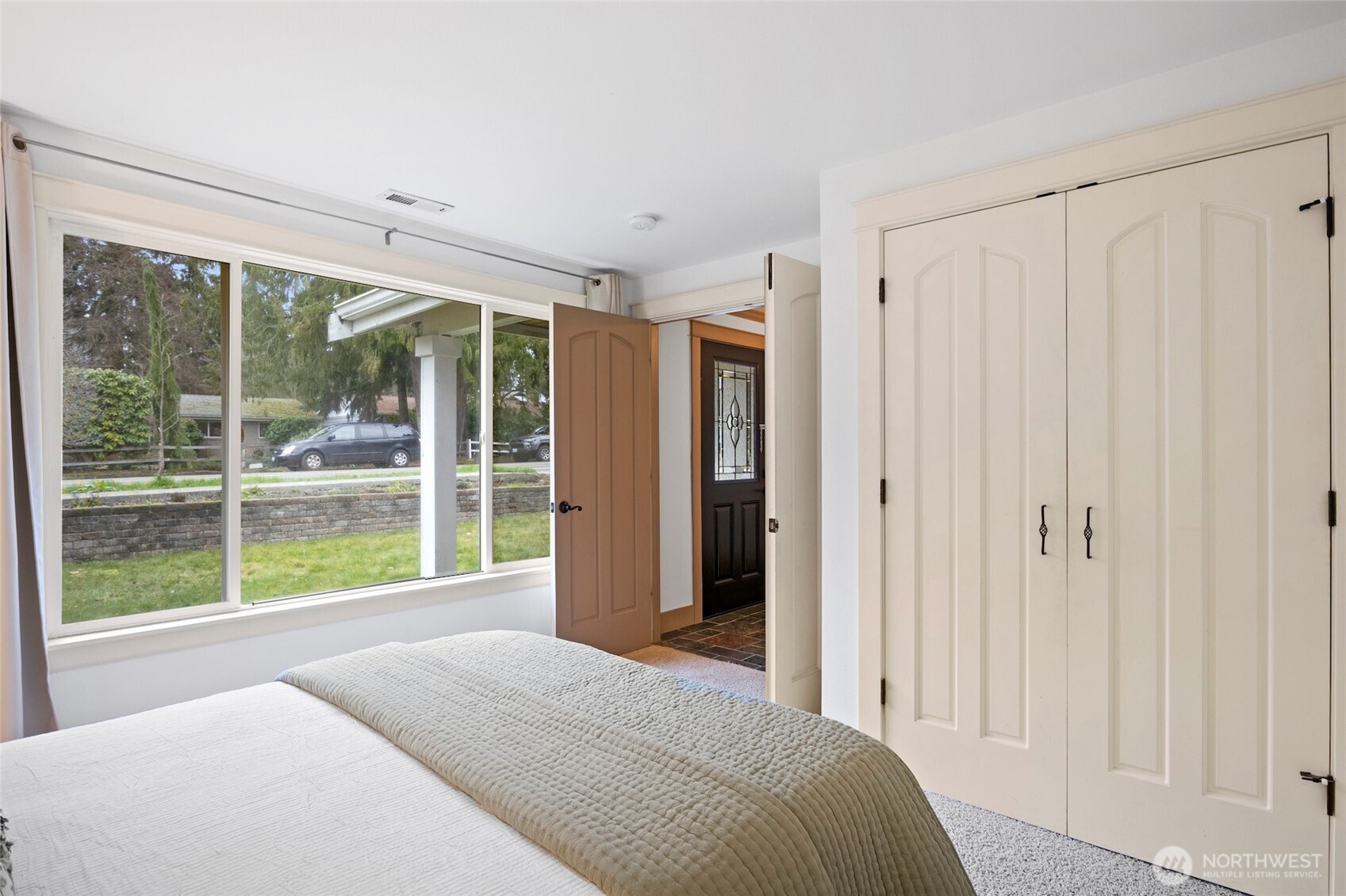 12649 NE 104th Street , Kirkland, WA 98033