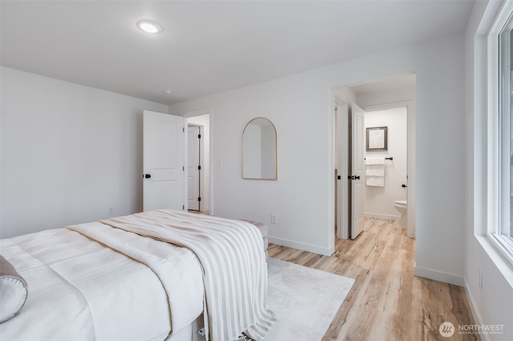 13402 NE 119th Way , Redmond, WA 98052