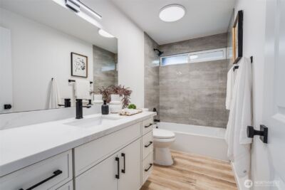 13402 NE 119th Way , Redmond, WA 98052 - Photo 33