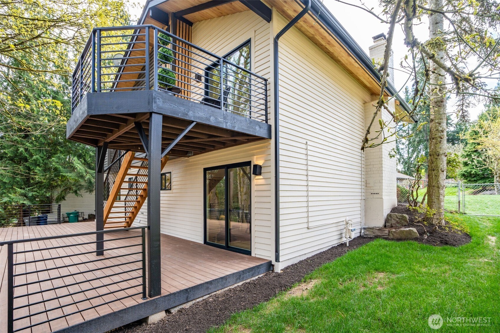 13402 NE 119th Way , Redmond, WA 98052