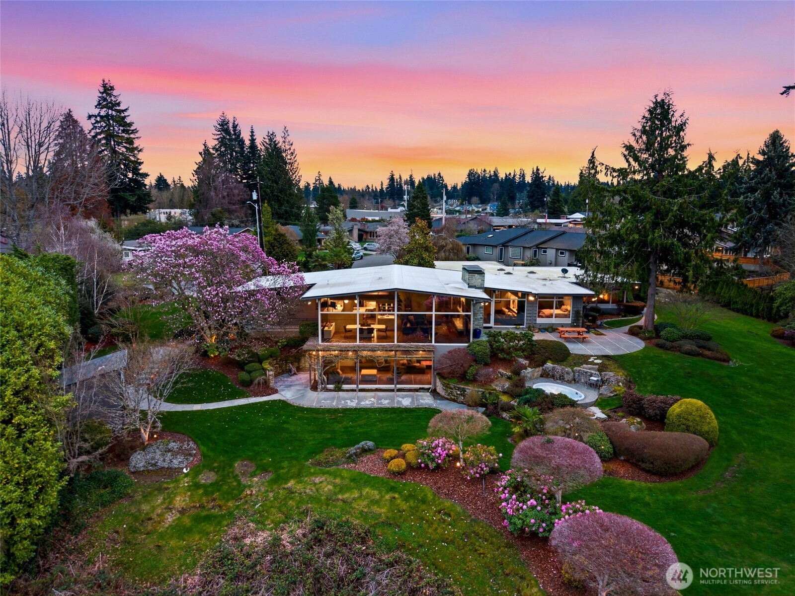 316 Heather Road , Everett, WA 98203