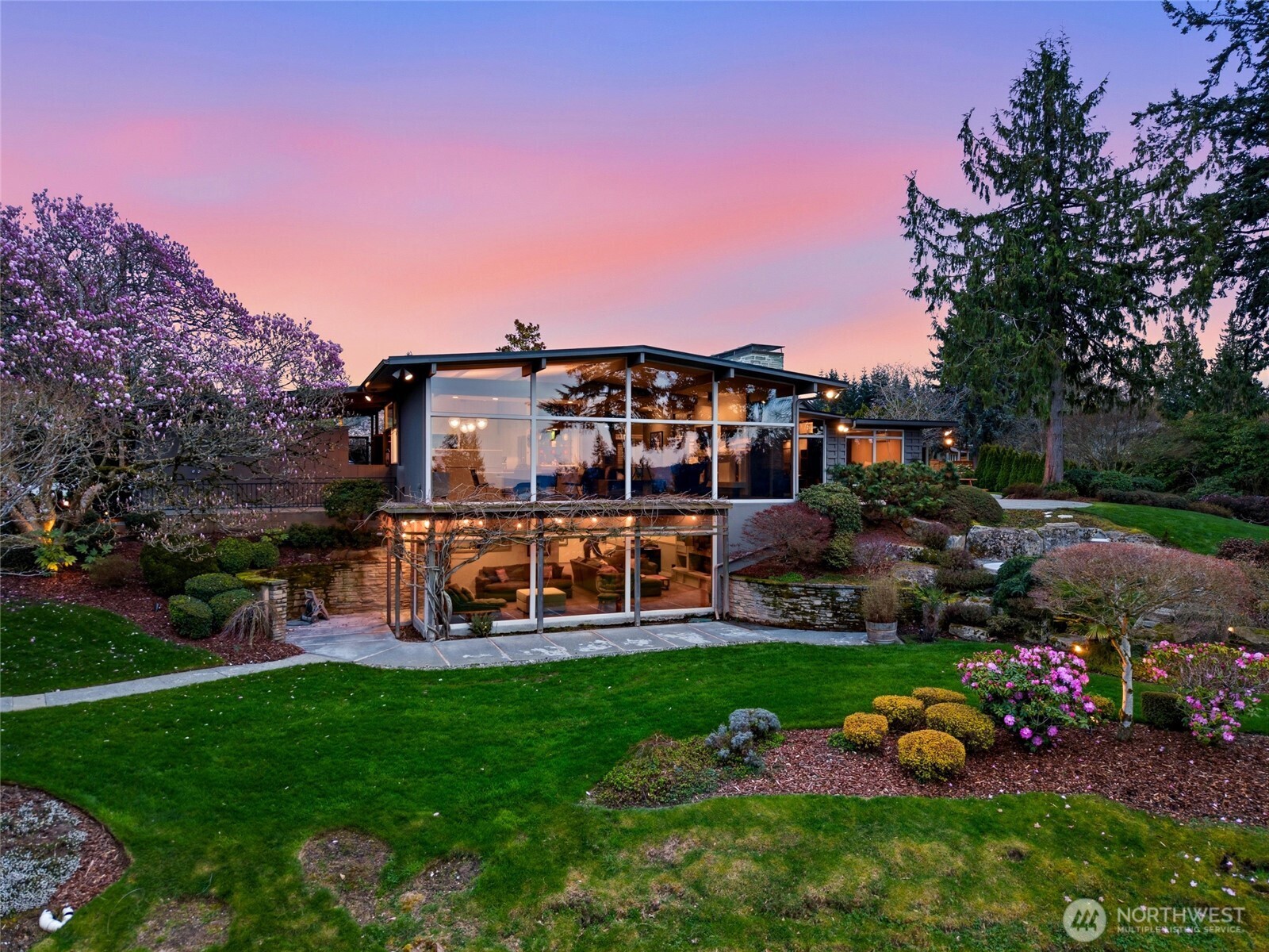 316 Heather Road , Everett, WA 98203