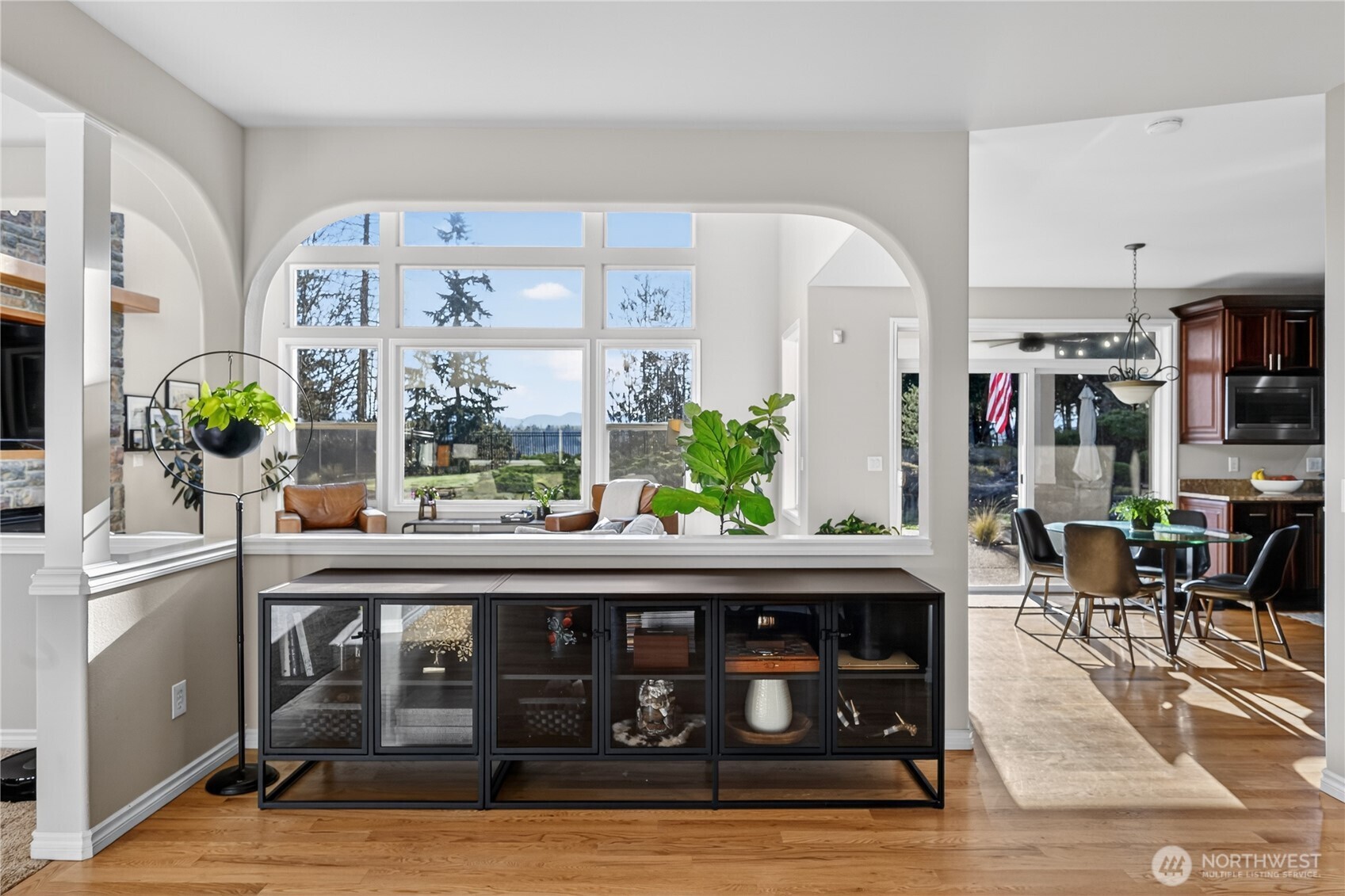 21112 7th Street Ct E, Lake Tapps, WA 98391