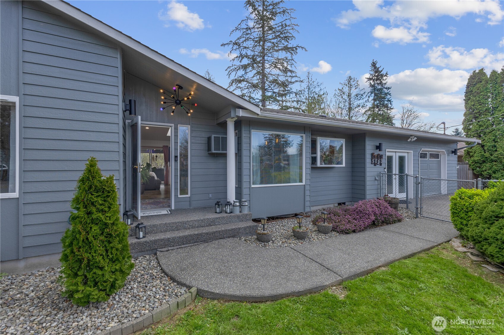 9823 64th Drive NE, Marysville, WA 98270