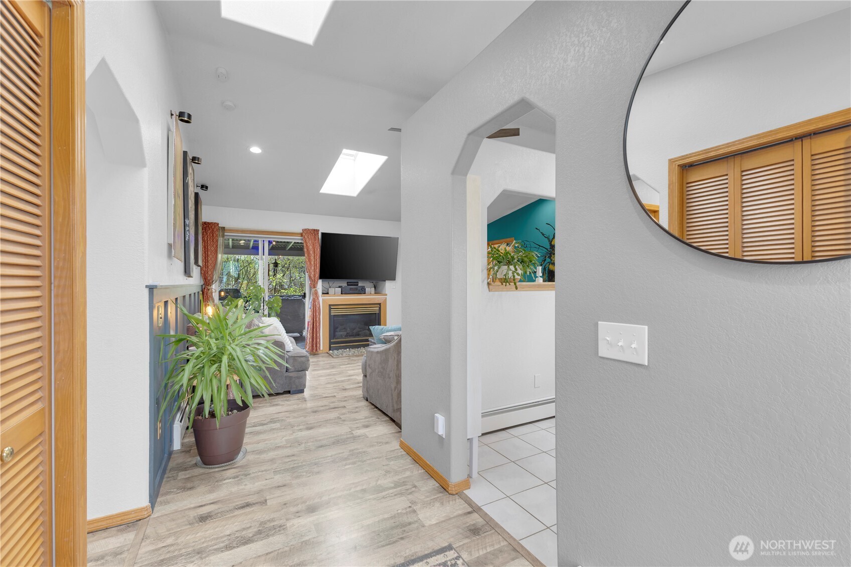 9823 64th Drive NE, Marysville, WA 98270