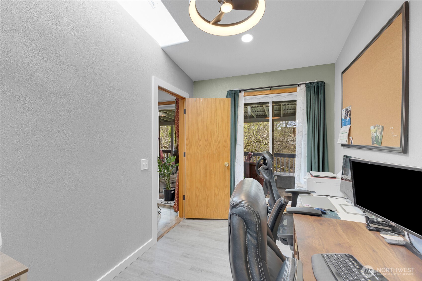 9823 64th Drive NE, Marysville, WA 98270