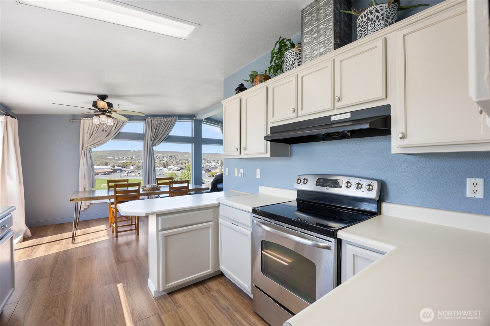 403 Hilltop Drive , Ephrata, WA 98823