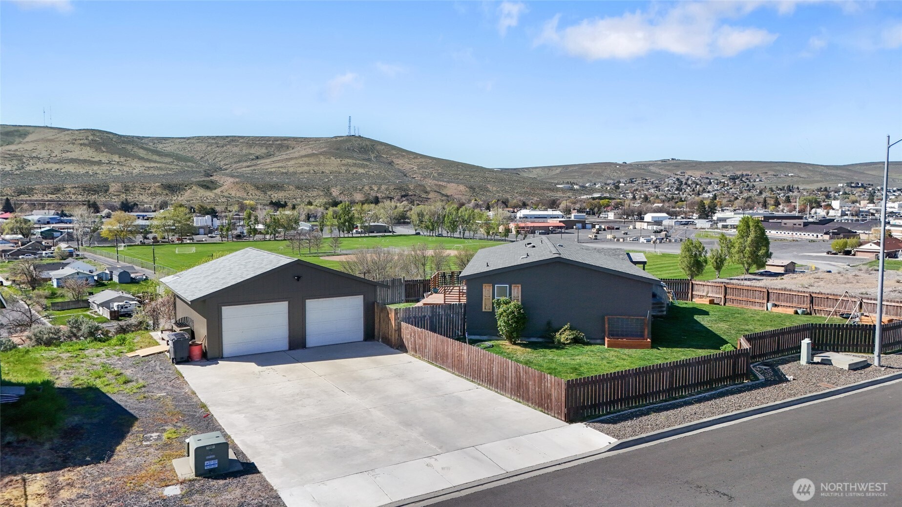 403 Hilltop Drive , Ephrata, WA 98823