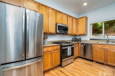 5523 Lakemont Boulevard SE #604, Bellevue, WA 98006 - Photo 9