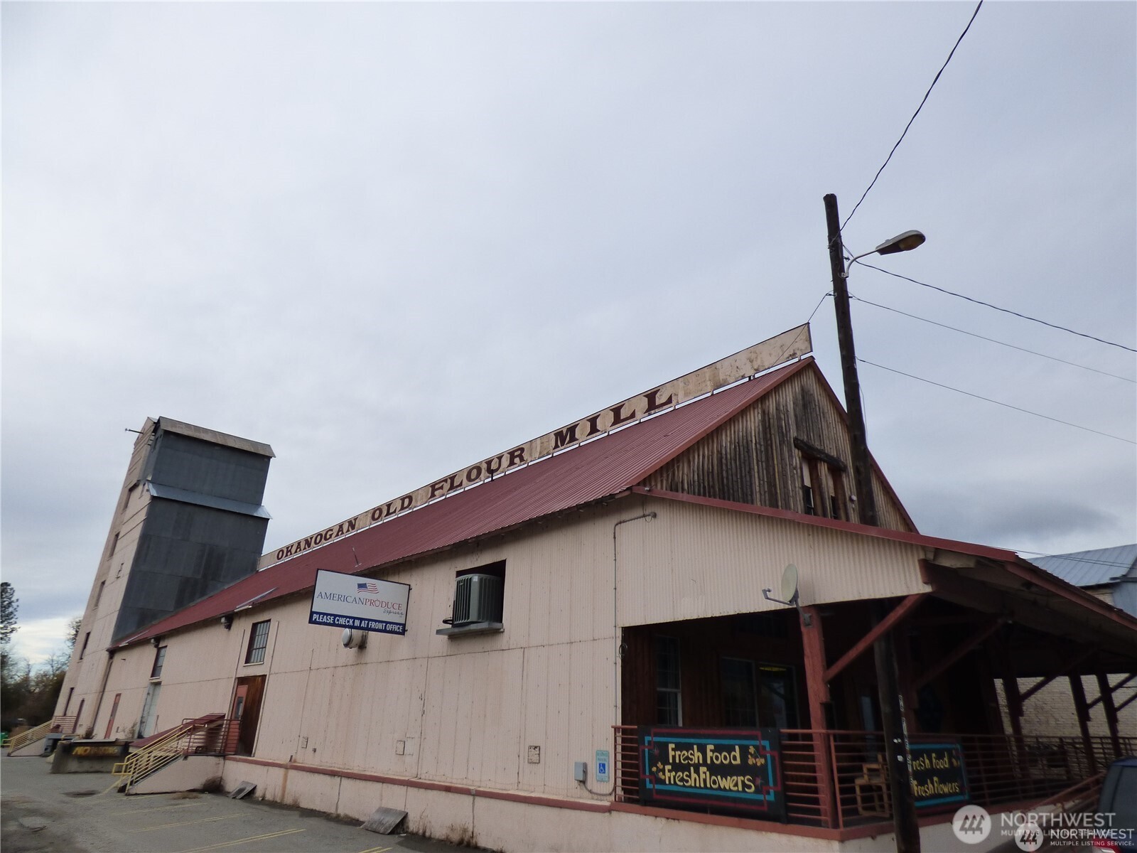 96 E Pine Street , Okanogan, WA 98840