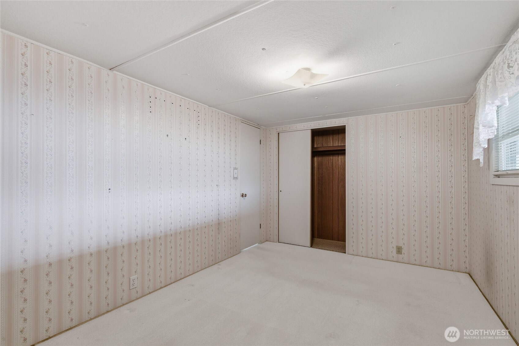 5222 70th Ave Ct E #21, Puyallup, WA 98371-3559