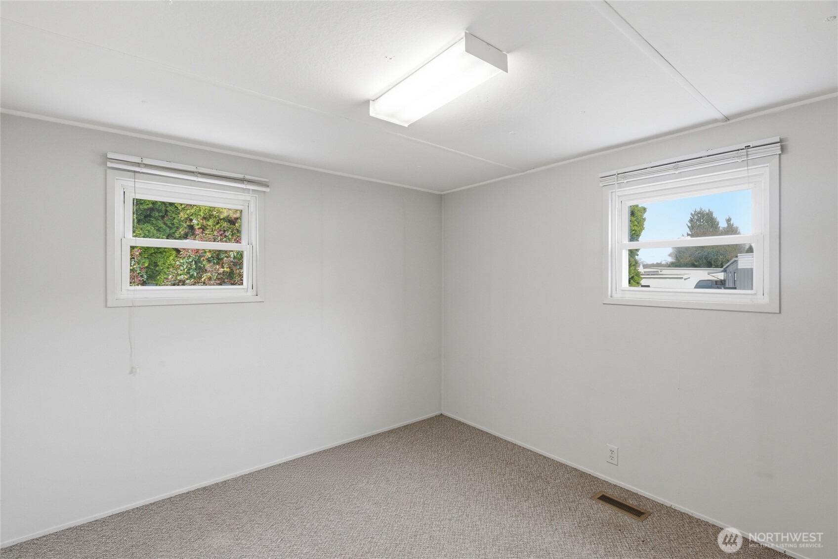 5222 70th Ave Ct E #21, Puyallup, WA 98371-3559