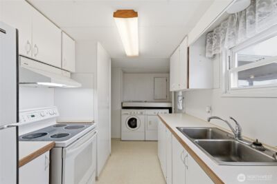 5222 70th Ave Ct E #21, Puyallup, WA 98371-3559 - Photo 2