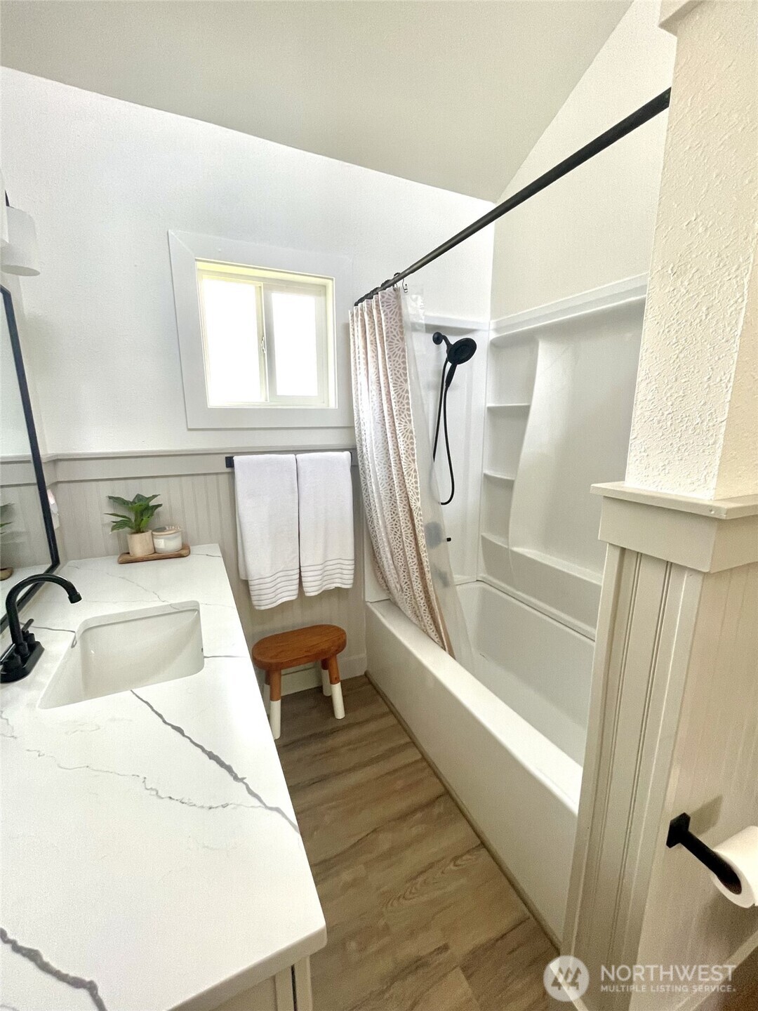 6694 Mae Valley Rd NE , Moses Lake, WA 98837