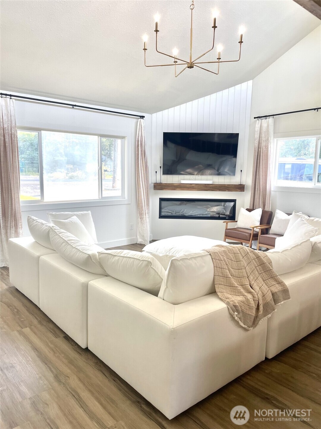 6694 Mae Valley Rd NE , Moses Lake, WA 98837