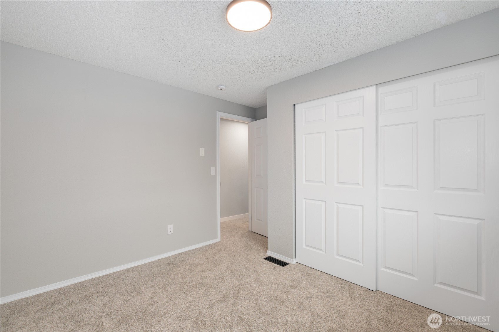 12002 151st Court E, Puyallup, WA 98374