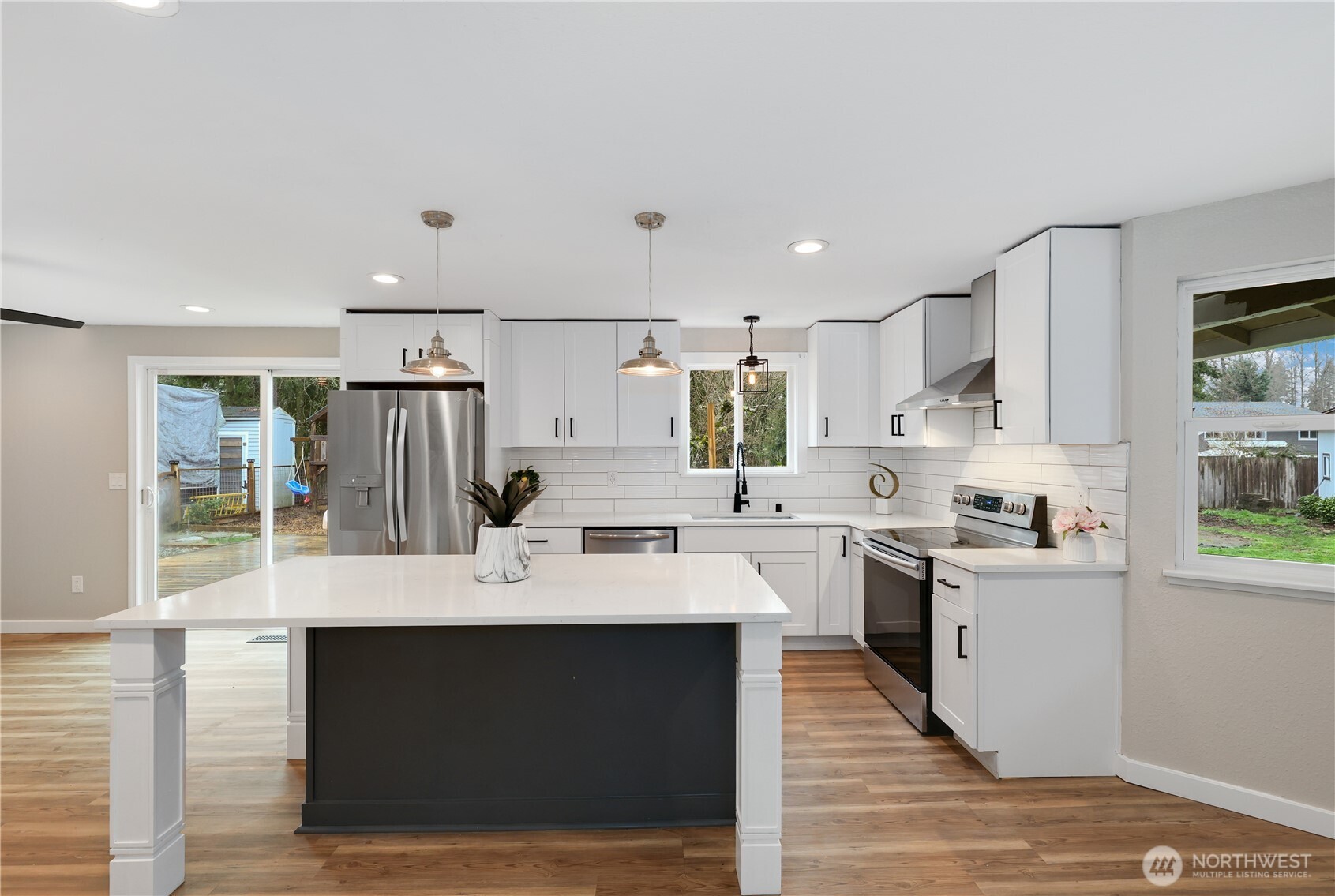 12002 151st Court E, Puyallup, WA 98374