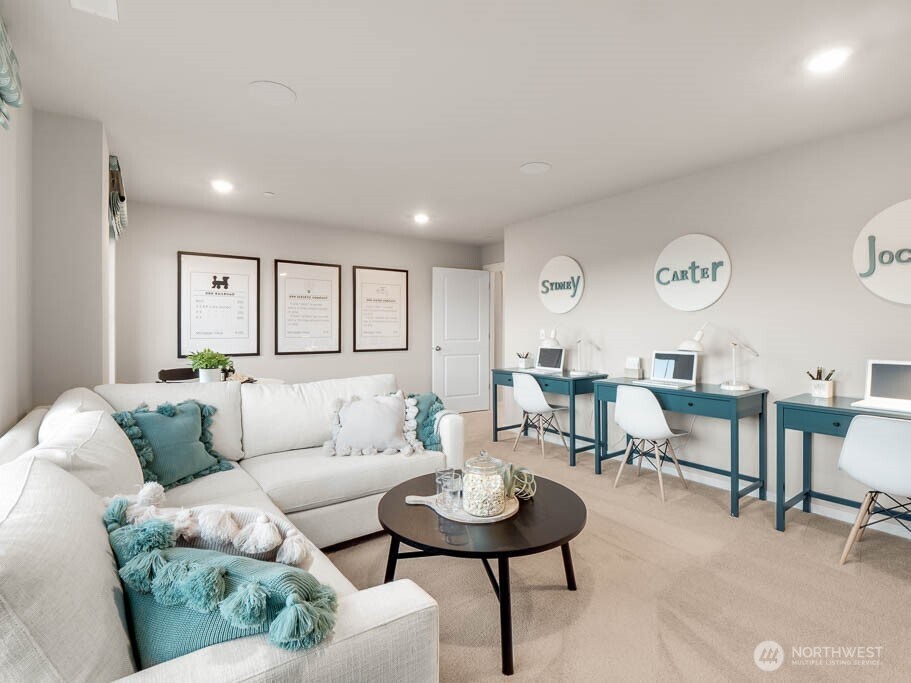 11401 SE 84th Street #38, Newcastle, WA 98056