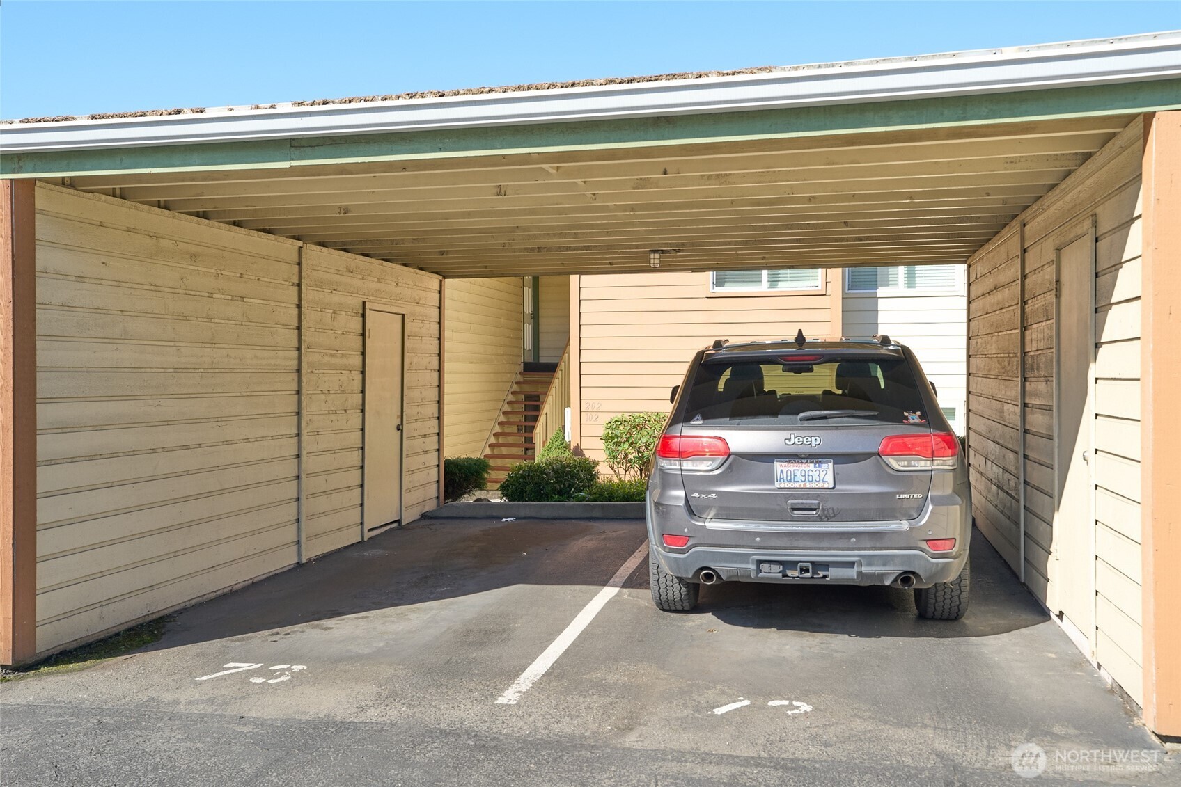 23617 112th Avenue SE #F202, Kent, WA 98031