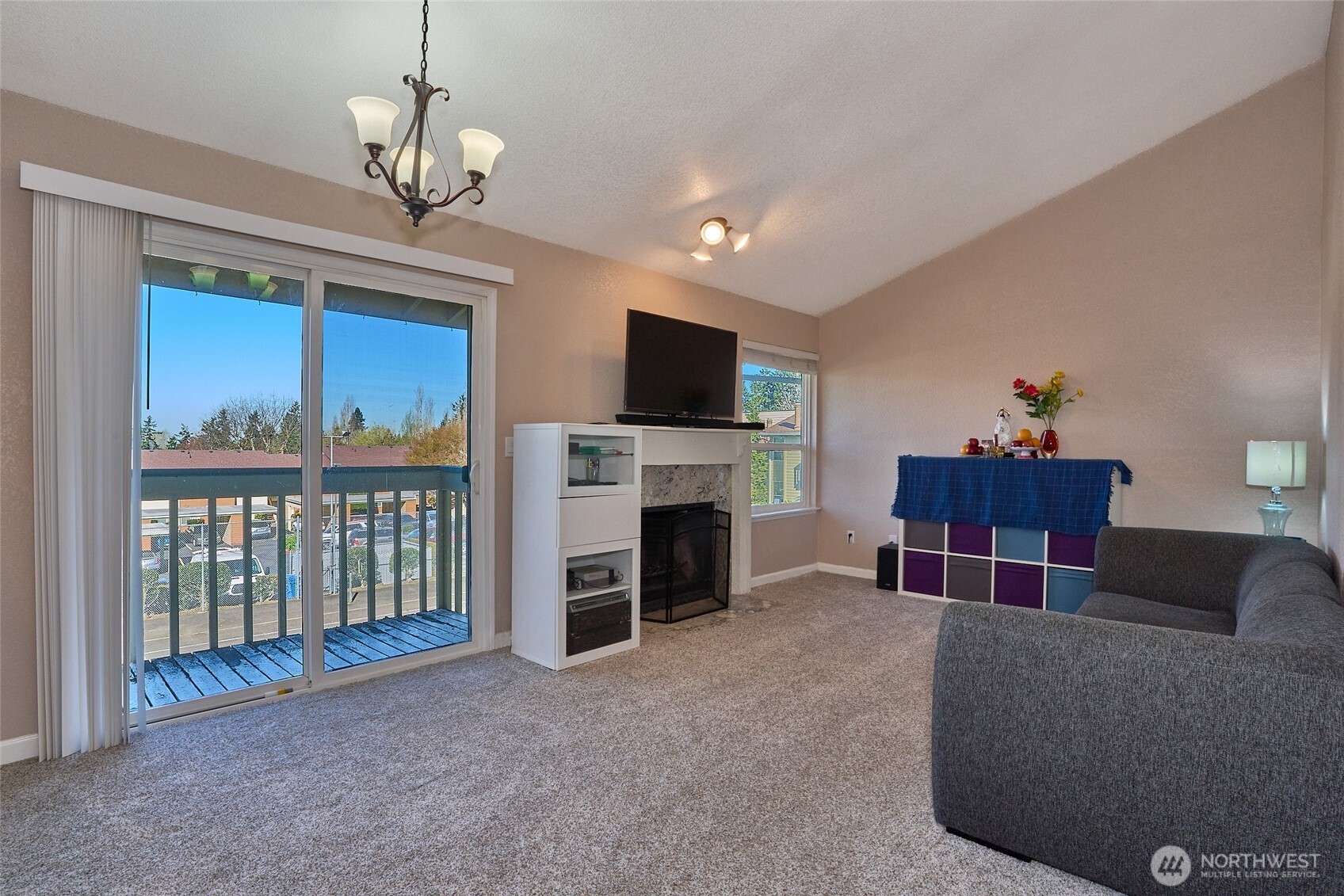 23617 112th Avenue SE #F202, Kent, WA 98031