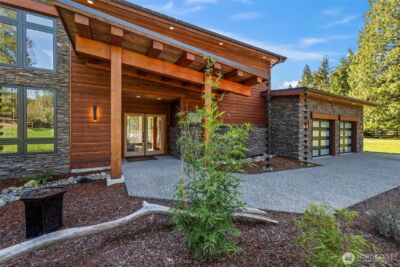 23318 40th Drive NE, Arlington, WA 98223 - Photo 2