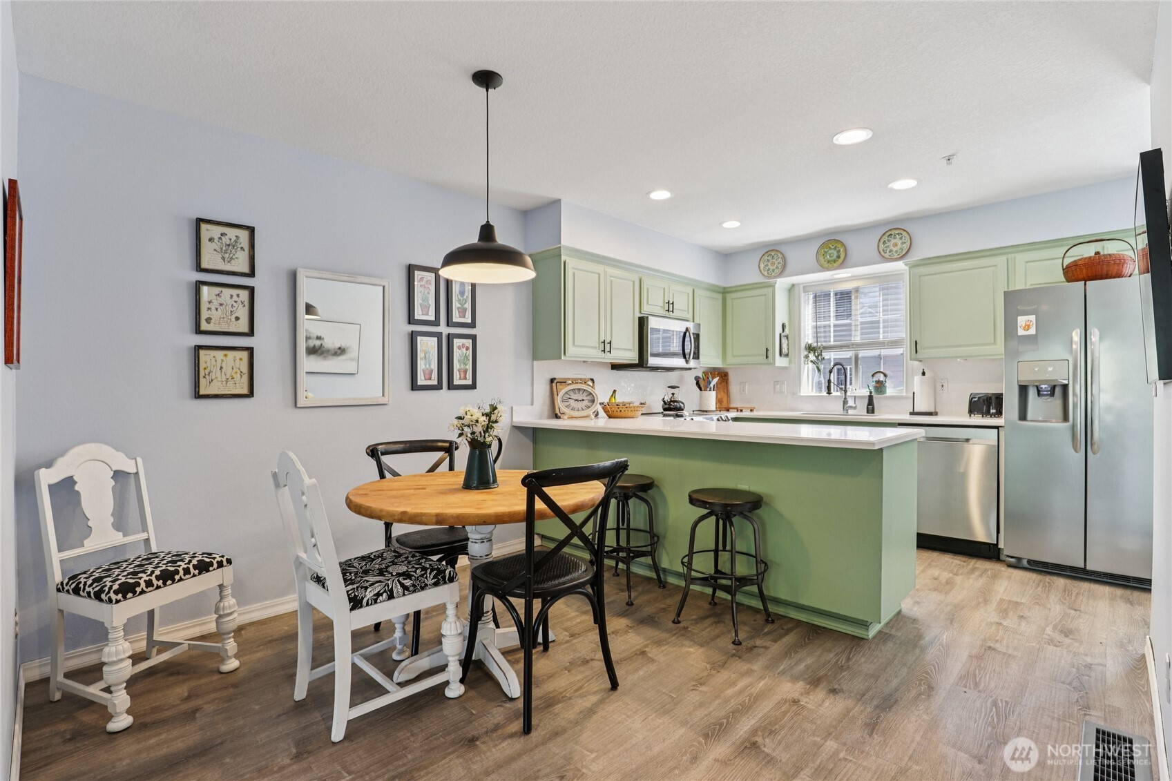 2764 E McLoughlin Boulevard , Vancouver, WA 98661