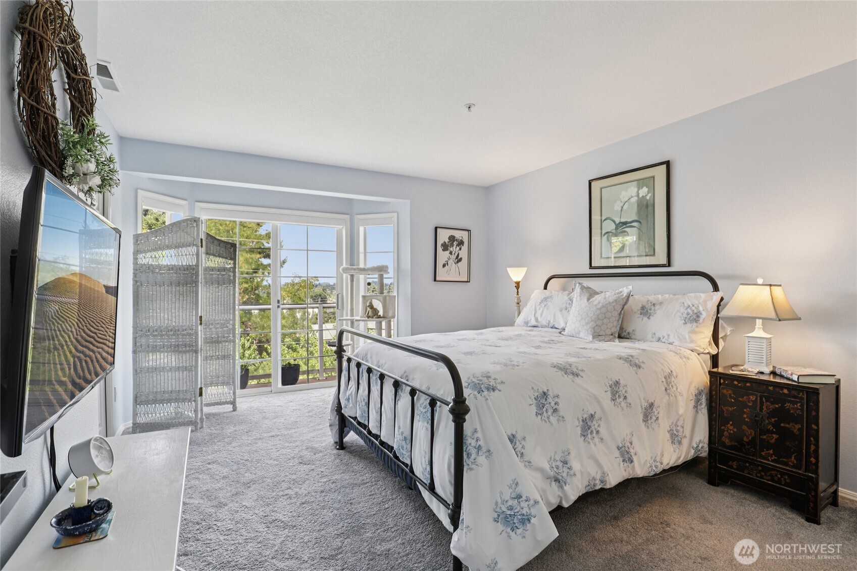 2764 E McLoughlin Boulevard , Vancouver, WA 98661