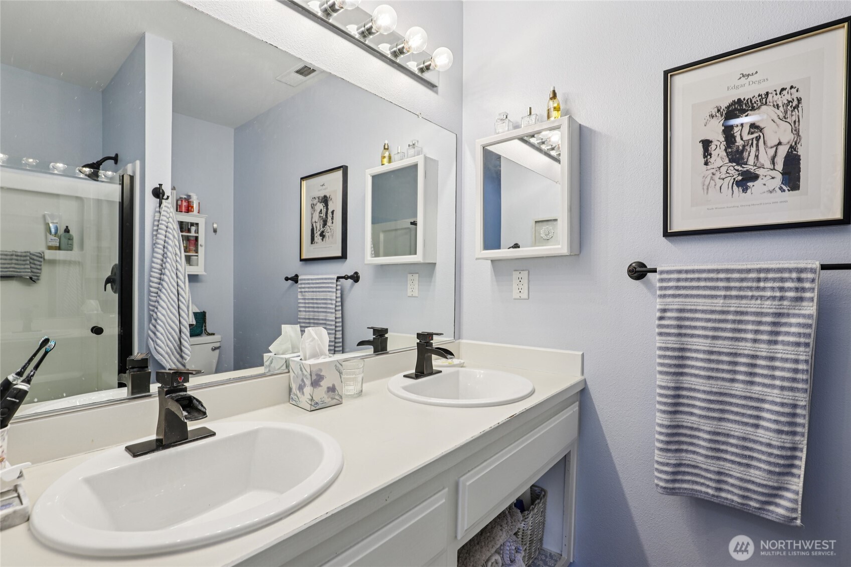 2764 E McLoughlin Boulevard , Vancouver, WA 98661